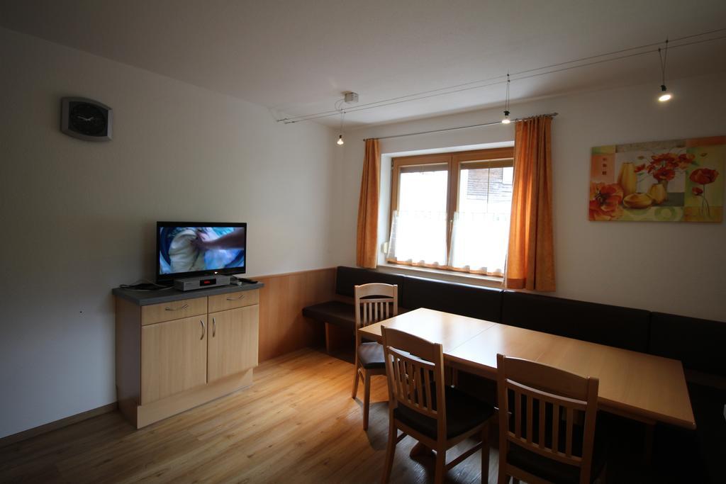 Haus Peter Schiestl Apartment เซลล์ อัม ซิลลา ภายนอก รูปภาพ