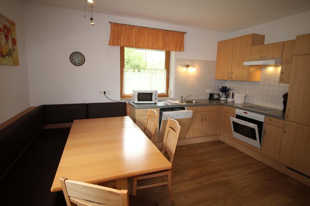 Haus Peter Schiestl Apartment เซลล์ อัม ซิลลา ภายนอก รูปภาพ